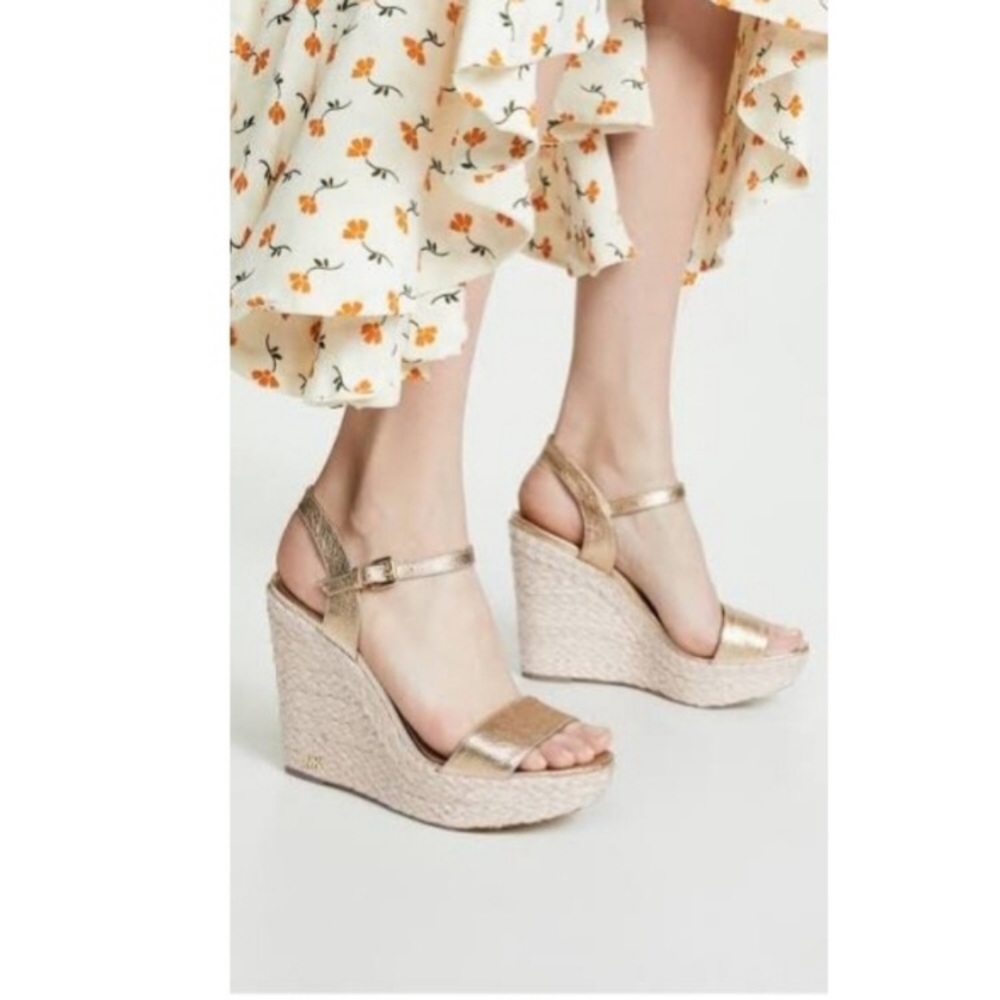 MK gold wedges